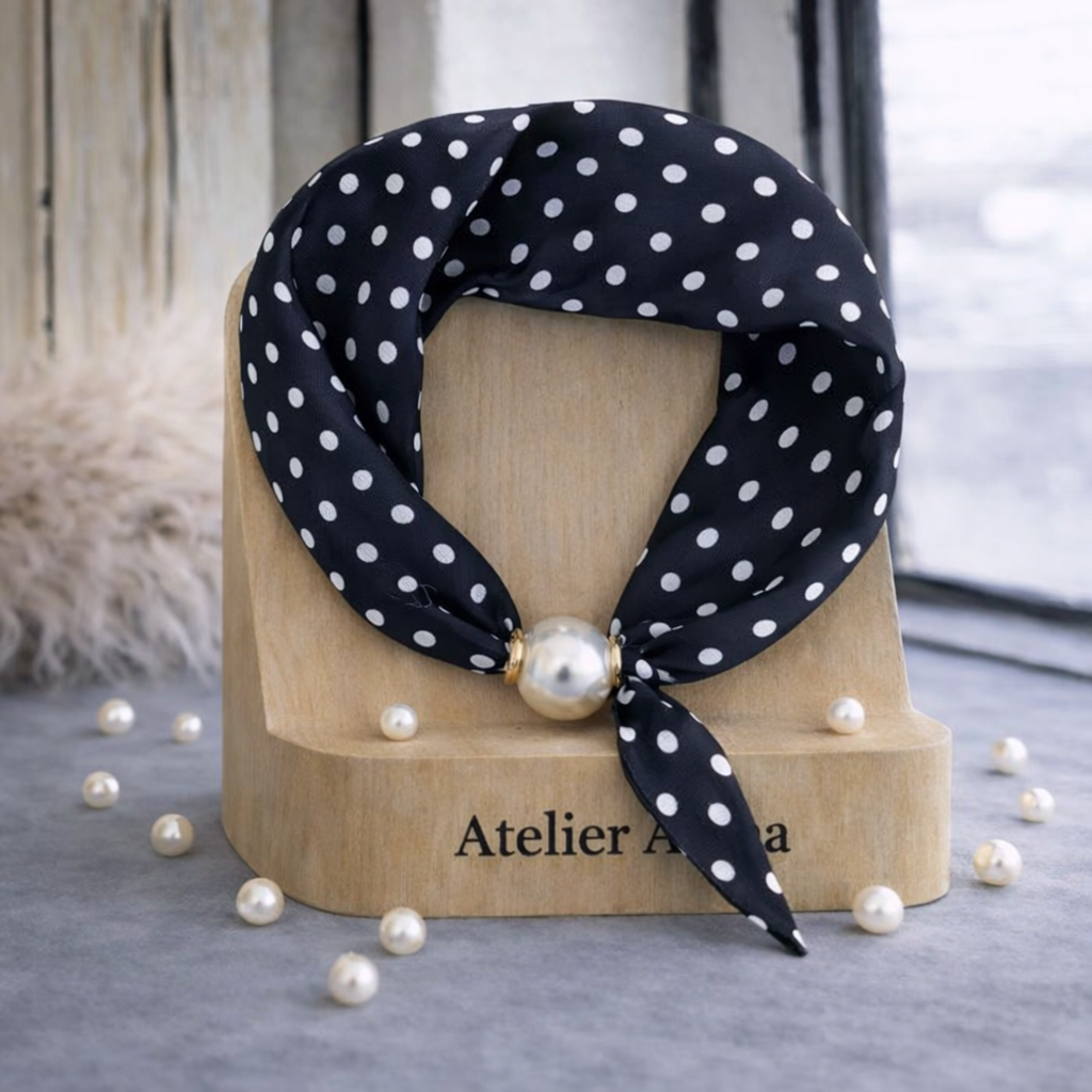 Luxe Zijden Sjaal met Parel - Polkadot Zwart