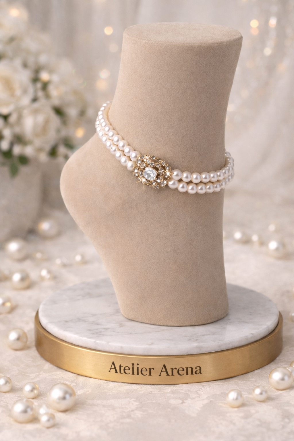 Dubbele Parel Enkelband met Gouden Sluiting