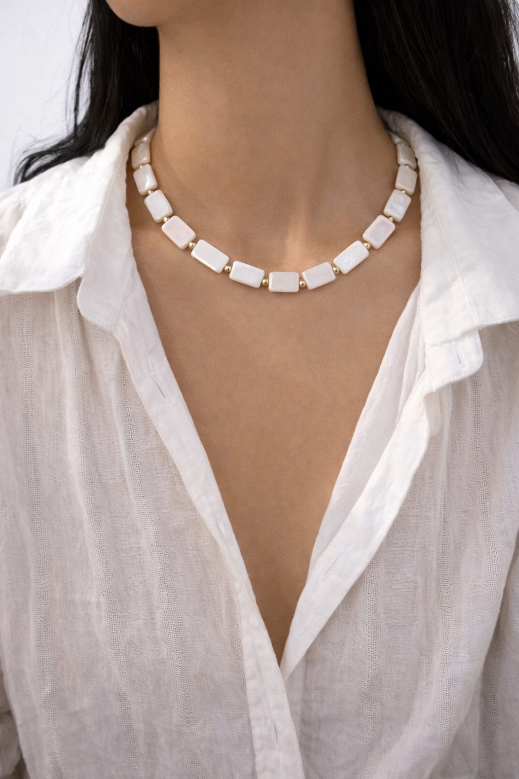 Elegante Schelpen Ketting met Gouden Accenten