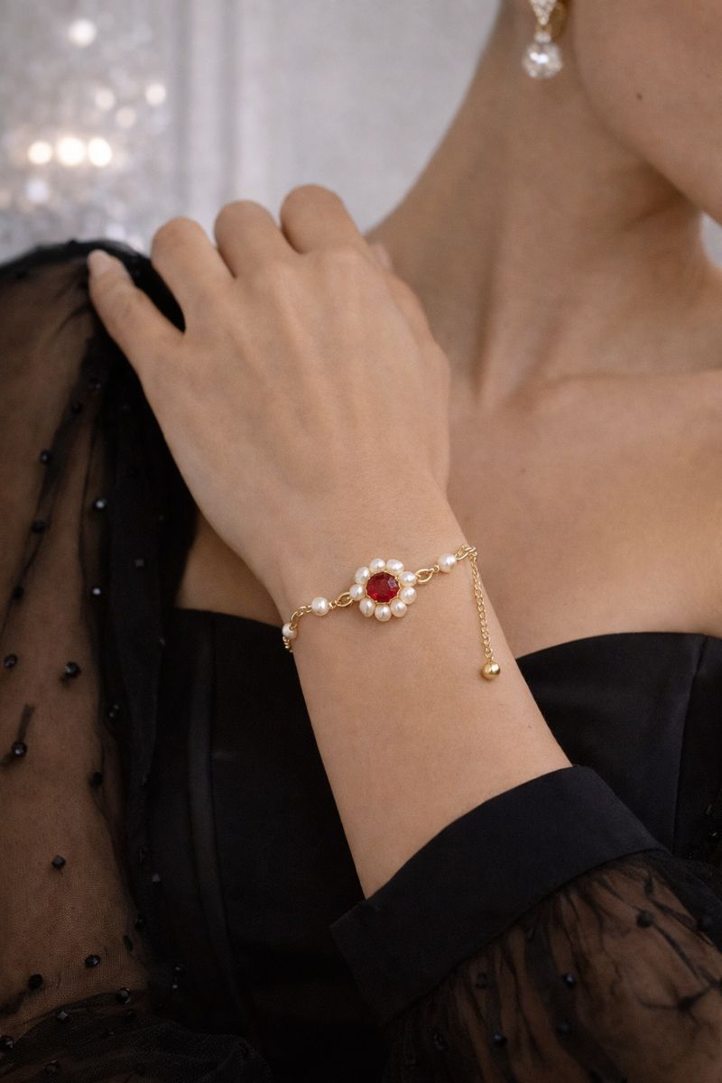 Parel Bloem Armband met Rode Steen Goud